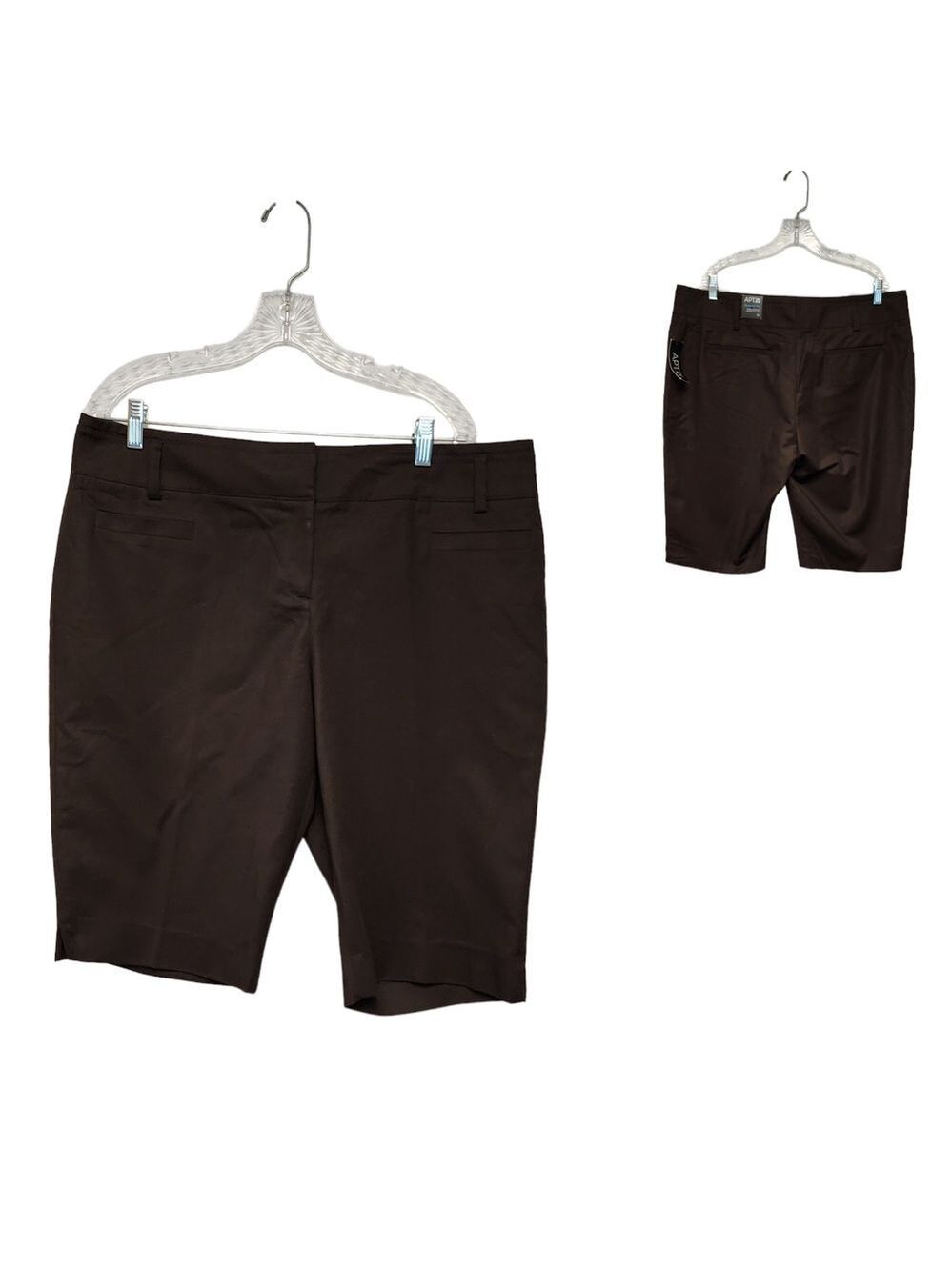 Apt. 9  Maxwell Fit  Bermuda Brown Short Size 18 NWT